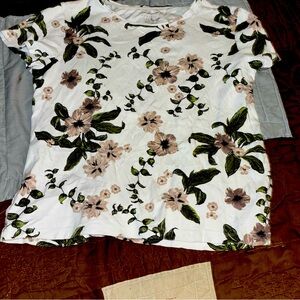 Croft & Barrow flower shirt ~ Large
